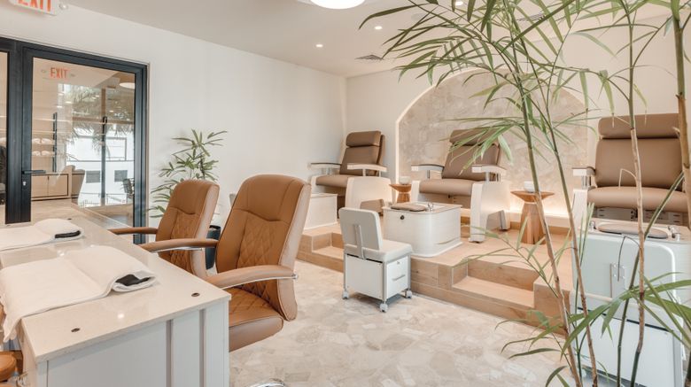 <b>Fort George Hotel & Spa Spa</b>. Images powered by <a href="https://www.leonardoworldwide.com/" title="Leonardo Worldwide" target="_blank">Leonardo</a>.