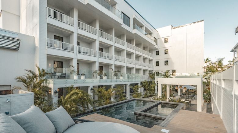 <b>Fort George Hotel & Spa Pool</b>. Images powered by <a href="https://www.leonardoworldwide.com/" title="Leonardo Worldwide" target="_blank">Leonardo</a>.