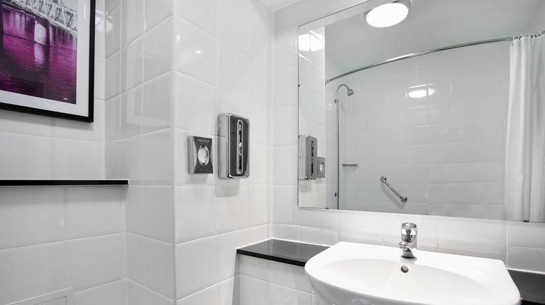 <b>Leonardo Hotel Inverness Room</b>. Images powered by <a href="https://www.leonardoworldwide.com/" title="Leonardo Worldwide" target="_blank">Leonardo</a>.