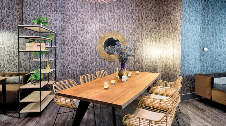 <b>Leonardo Boutique Hotel Duesseldorf Lobby</b>. Images powered by <a href="https://www.leonardoworldwide.com/" title="Leonardo Worldwide" target="_blank">Leonardo</a>.