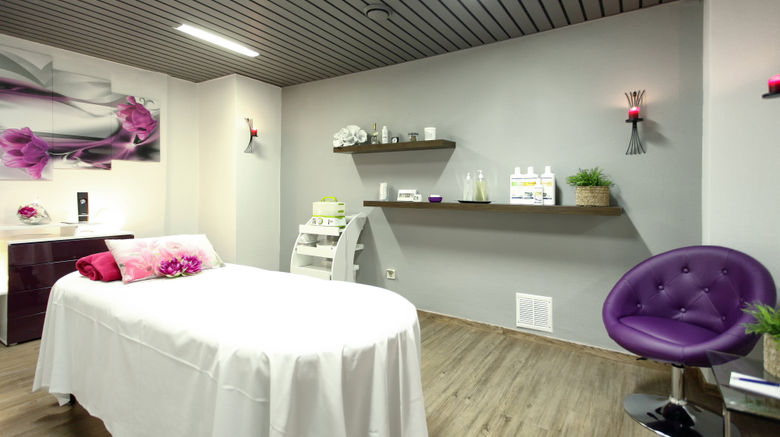 <b>Leonardo Boutique Hotel Duesseldorf Spa</b>. Images powered by <a href="https://www.leonardoworldwide.com/" title="Leonardo Worldwide" target="_blank">Leonardo</a>.