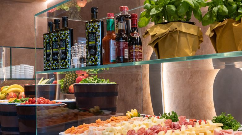<b>Leonardo Royal Hotel Venice Mestre Restaurant</b>. Images powered by <a href="https://www.leonardoworldwide.com/" title="Leonardo Worldwide" target="_blank">Leonardo</a>.