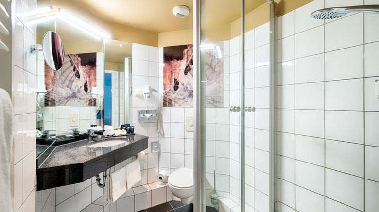 <b>Leonardo Boutique Hotel Duesseldorf Room</b>. Images powered by <a href="https://www.leonardoworldwide.com/" title="Leonardo Worldwide" target="_blank">Leonardo</a>.