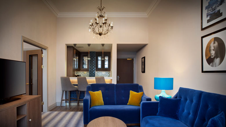<b>Leonardo Royal London City Suite</b>. Images powered by <a href="https://www.leonardoworldwide.com/" title="Leonardo Worldwide" target="_blank">Leonardo</a>.
