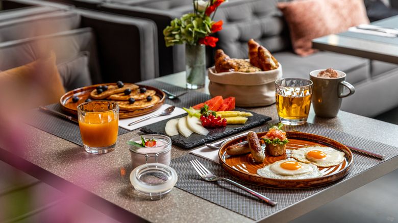 <b>Leonardo Hotel Dortmund Restaurant</b>. Images powered by <a href="https://www.leonardoworldwide.com/" title="Leonardo Worldwide" target="_blank">Leonardo</a>.