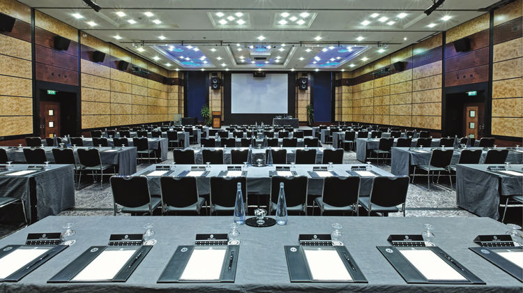 Leonardo Royal London City Meeting