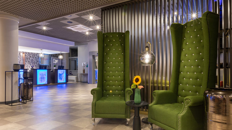 Leonardo Hotel Verona Lobby
