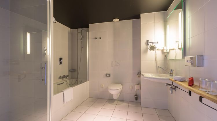 Leonardo Hotel Almere City Centre Room