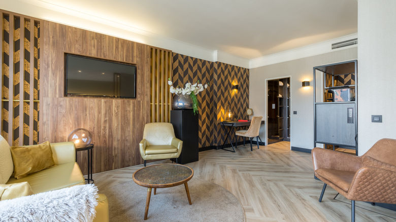 <b>Leonardo Hotel The Plaza Suite</b>. Images powered by <a href="https://www.leonardoworldwide.com/" title="Leonardo Worldwide" target="_blank">Leonardo</a>.