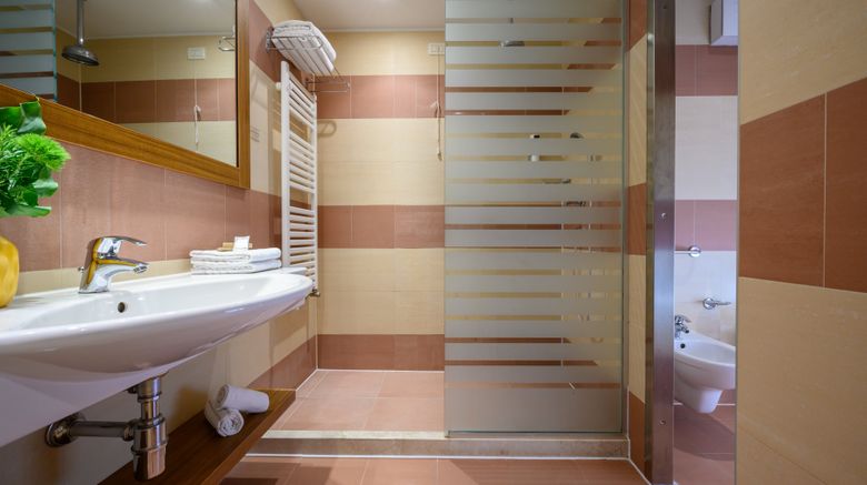 <b>Principe di Lazise Wellness Hot Room</b>. Images powered by <a href="https://www.leonardoworldwide.com/" title="Leonardo Worldwide" target="_blank">Leonardo</a>.