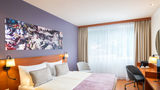 Leonardo Hotel Salzburg City Center Room