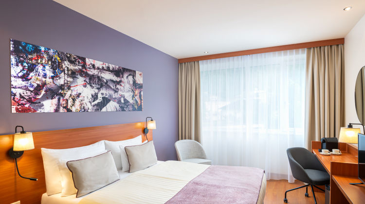 Leonardo Hotel Salzburg City Center Room