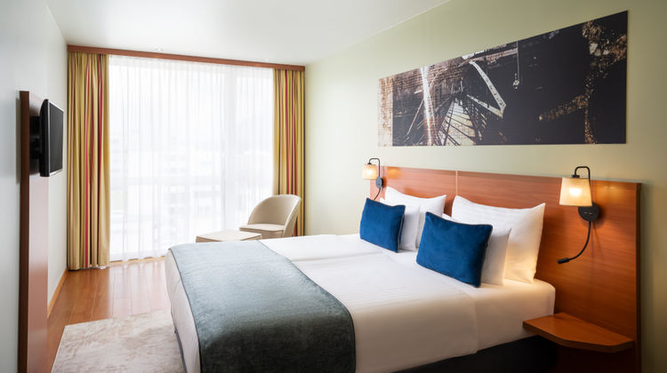 Leonardo Hotel Salzburg Airport Suite