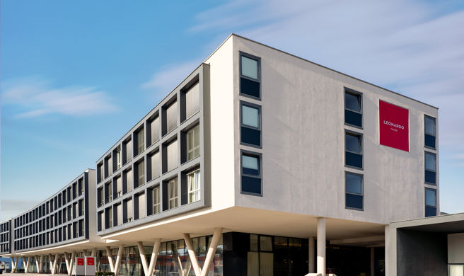 Leonardo Hotel Salzburg Airport Exterior