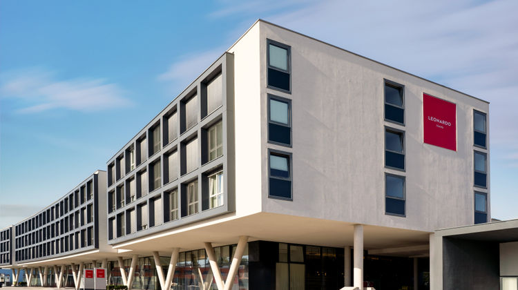 Leonardo Hotel Salzburg Airport Exterior