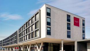 Leonardo Hotel Salzburg Airport