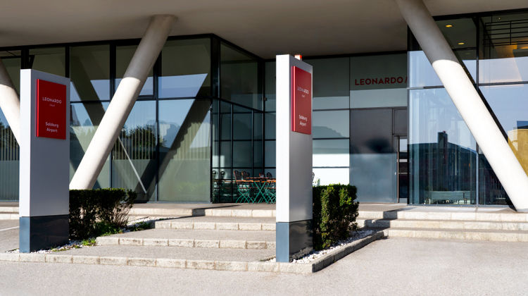 Leonardo Hotel Salzburg Airport Exterior