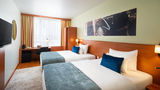 Leonardo Hotel Salzburg Airport Room