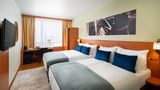 Leonardo Hotel Salzburg Airport Room