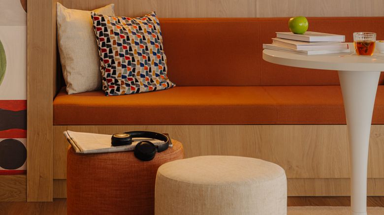 <b>Leonardo Hotel Hengelo City Center Lobby</b>. Images powered by <a href="https://www.leonardoworldwide.com/" title="Leonardo Worldwide" target="_blank">Leonardo</a>.