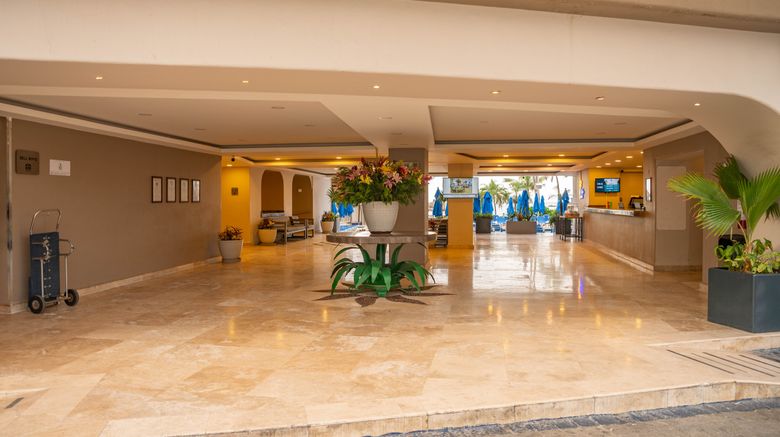 <b>Ritz Acapulco Lobby</b>. Images powered by <a href="https://www.leonardoworldwide.com/" title="Leonardo Worldwide" target="_blank">Leonardo</a>.