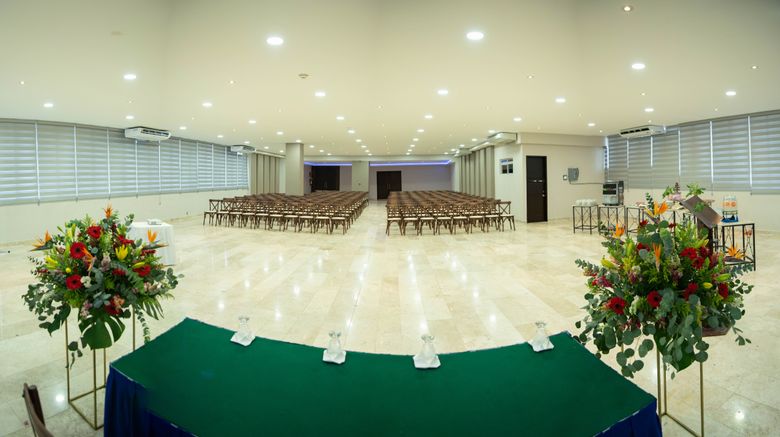 <b>Ritz Acapulco Ballroom</b>. Images powered by <a href="https://www.leonardoworldwide.com/" title="Leonardo Worldwide" target="_blank">Leonardo</a>.