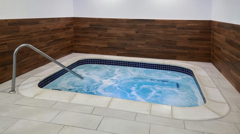 <b>Fairfield Inn & Suites Detroit Recreation</b>. Images powered by <a href="https://www.leonardoworldwide.com/" title="Leonardo Worldwide" target="_blank">Leonardo</a>.