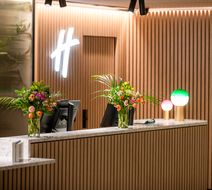 Holiday Inn Melbourne Bourke Street Mall Exterior