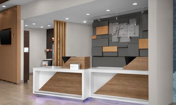 Holiday Inn Express/Suites Birmingham N