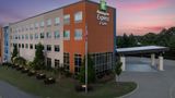 Holiday Inn Express/Suites Birmingham N Exterior