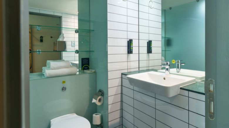 <b>B&B Hotel Derby Room</b>. Images powered by <a href="https://www.leonardoworldwide.com/" title="Leonardo Worldwide" target="_blank">Leonardo</a>.