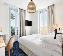 Le Suquet Cannes Exterior