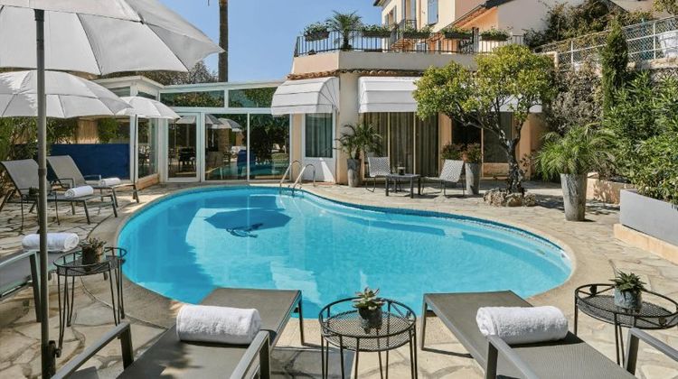 Le Suquet Cannes Pool