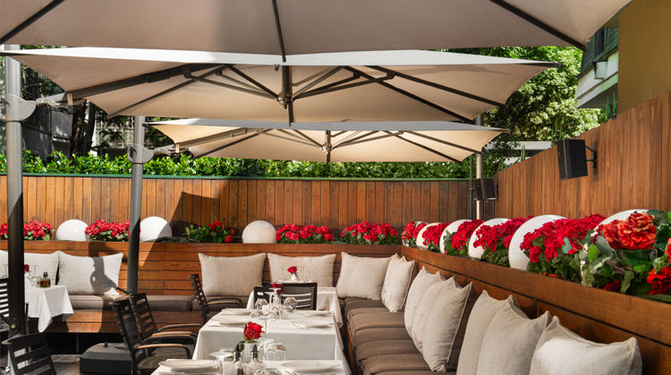 Crystal Palace Boutique Hotel Restaurant