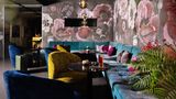 JAMS Music Hotel Meeting