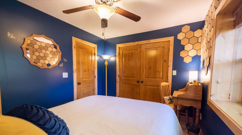 <b>Engen Hus B&B Room</b>. Images powered by <a href="https://www.leonardoworldwide.com/" title="Leonardo Worldwide" target="_blank">Leonardo</a>.