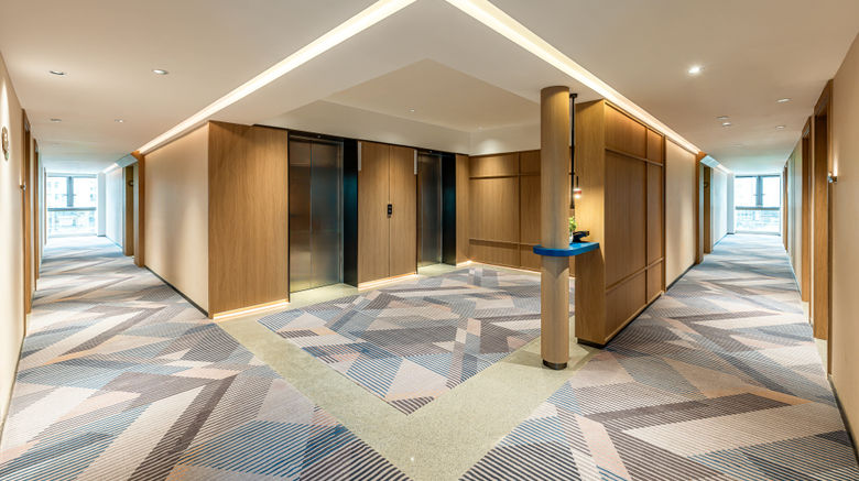 <b>Holiday Inn Express Guiyang Downtown Lobby</b>. Images powered by <a href="https://www.leonardoworldwide.com/" title="Leonardo Worldwide" target="_blank">Leonardo</a>.