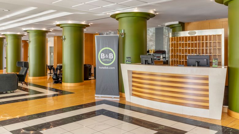 <b>Cristal Hotel Cuneo Lobby</b>. Images powered by <a href="https://www.leonardoworldwide.com/" title="Leonardo Worldwide" target="_blank">Leonardo</a>.