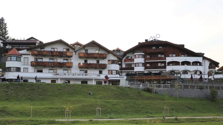 Mountains St Peter Hotel Exterior