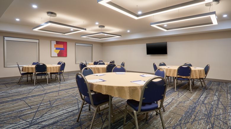 <b>Holiday Inn Express & Stes Swift Current Meeting</b>. Images powered by <a href="https://www.leonardoworldwide.com/" title="Leonardo Worldwide" target="_blank">Leonardo</a>.