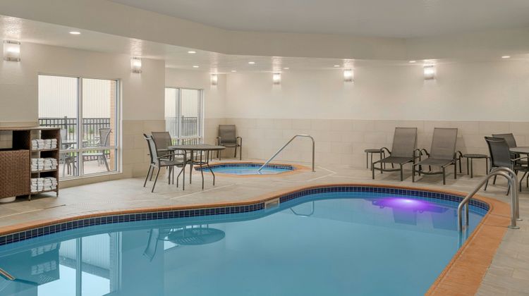 Fairfield Inn & Suites Bloomington Pool