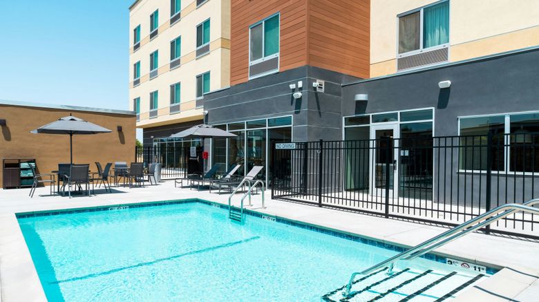 <b>Fairfield Inn & Suites Marriott Pool</b>. Images powered by <a href="https://www.leonardoworldwide.com/" title="Leonardo Worldwide" target="_blank">Leonardo</a>.