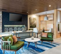 Fairfield Inn & Suites Marriott Lobby