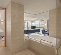 IRAPH SUI, a Luxury Collection Hotel Room