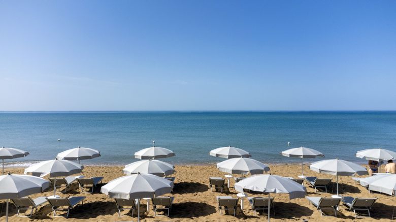 <b>Mangias Costanza Resort Beach</b>. Images powered by <a href="https://www.leonardoworldwide.com/" title="Leonardo Worldwide" target="_blank">Leonardo</a>.