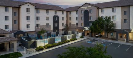 TownePlace Suites by Marriott Exterior