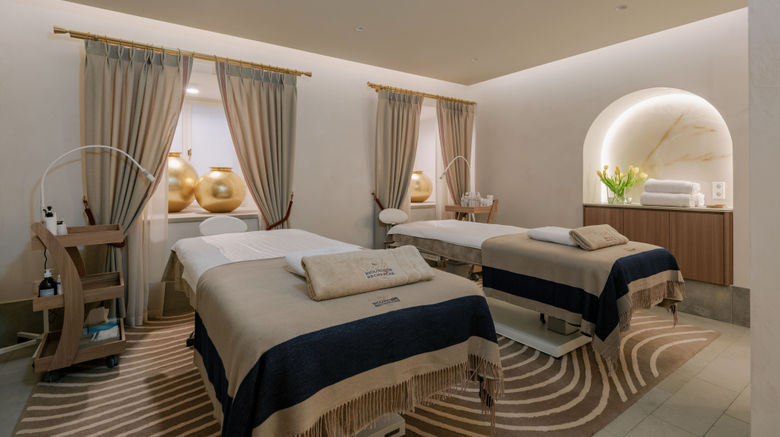 <b>The Burman Hotel Spa</b>. Images powered by <a href="https://www.leonardoworldwide.com/" title="Leonardo Worldwide" target="_blank">Leonardo</a>.