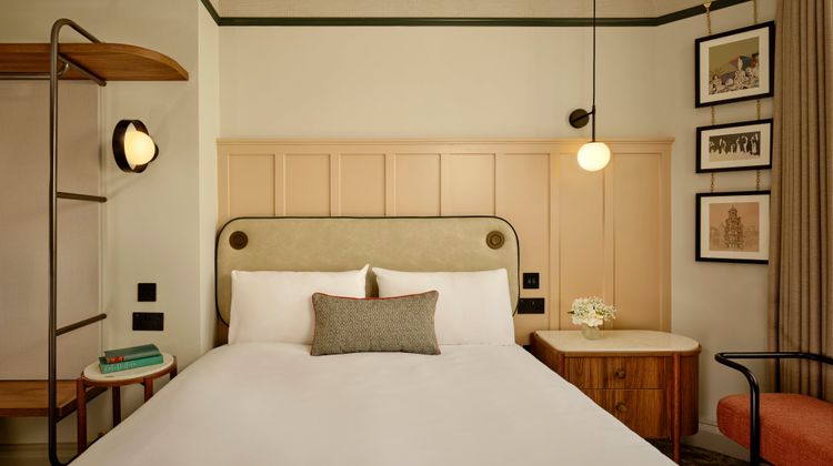 The Grand Hotel Leicester Room