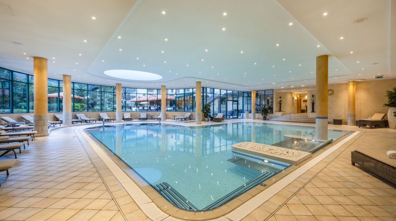<b>Hotel Vereina Pool</b>. Images powered by <a href="https://www.leonardoworldwide.com/" title="Leonardo Worldwide" target="_blank">Leonardo</a>.