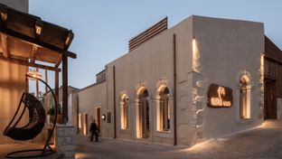 Manili Boutique Suites & Villas